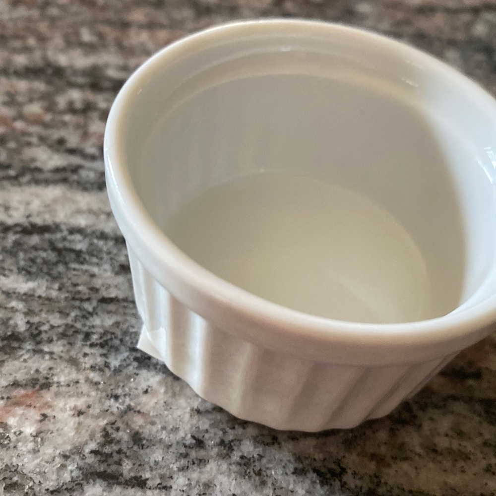 Tiny dishes